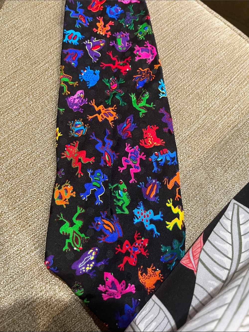 Addiction Black Tie with Multicolor Neon Frog Motif